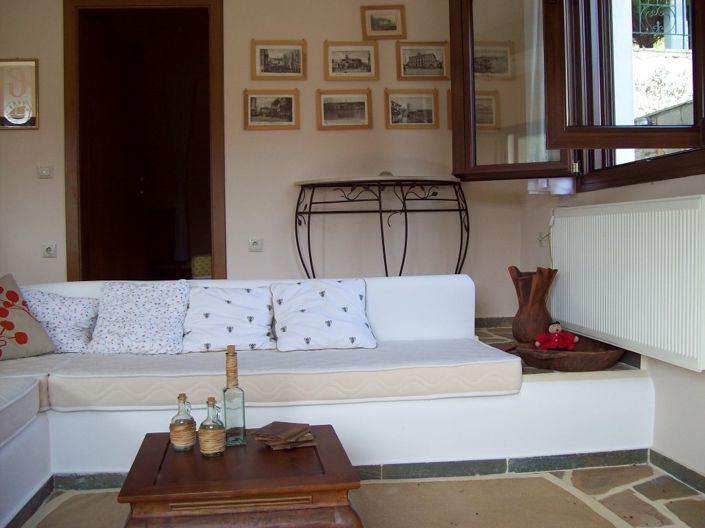 Image No.23-4 Bed Property for sale