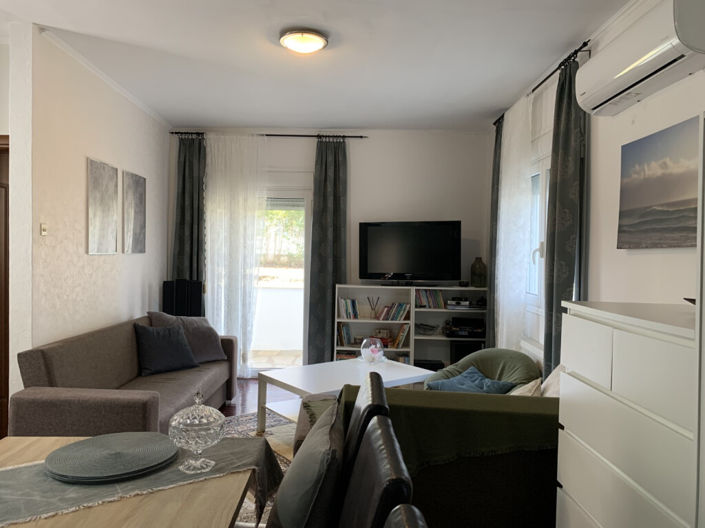 Image No.13-3 Bed Property for sale