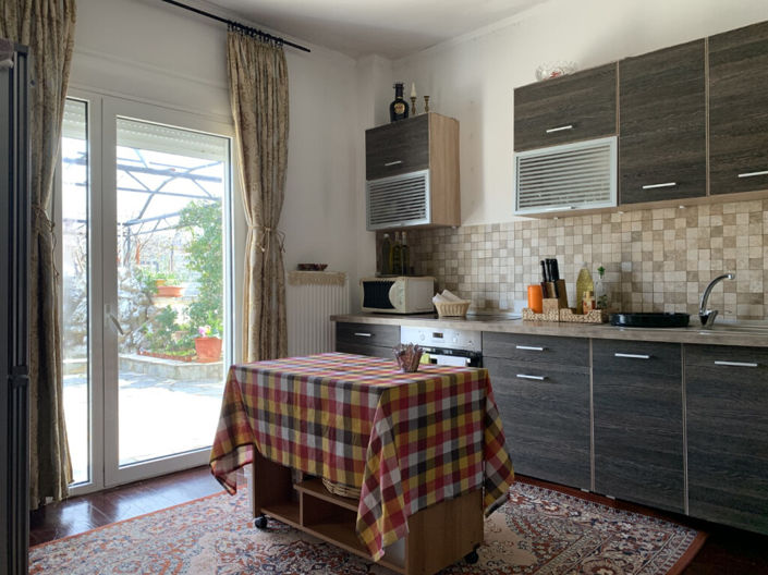 Image No.19-3 Bed Property for sale