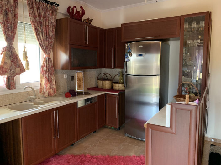 Image No.28-3 Bed Property for sale