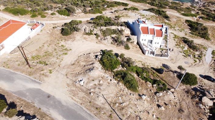 Image No.12-2 Bed Property for sale