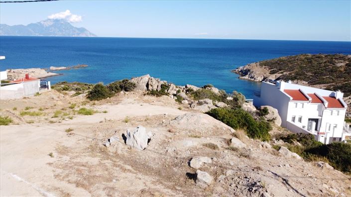 Image No.13-2 Bed Property for sale