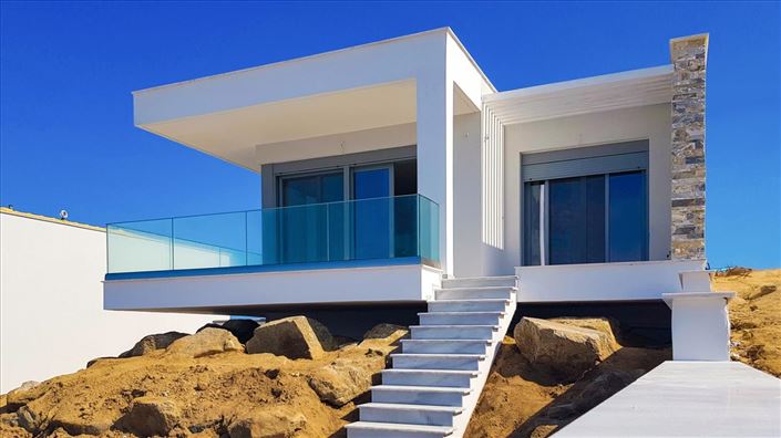 Image No.2-2 Bed Property for sale