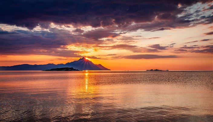 Image No.23-2 Bed Property for sale