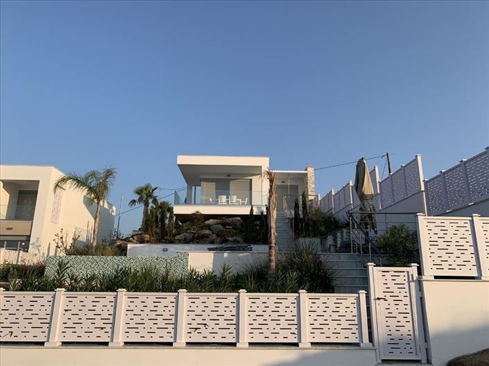 Image No.6-2 Bed Property for sale