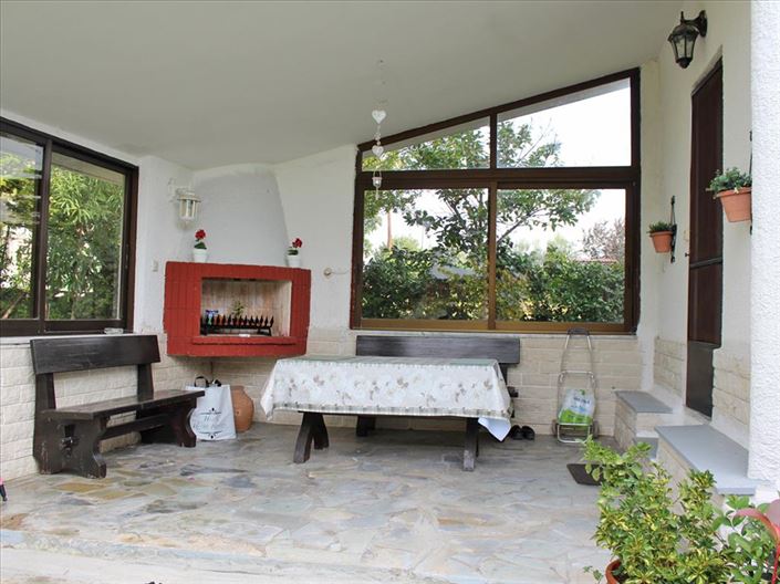 Image No.11-2 Bed Property for sale