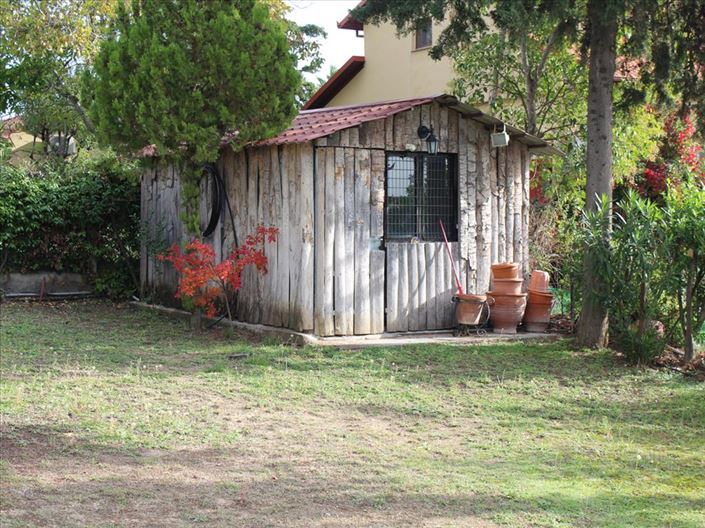 Image No.14-2 Bed Property for sale