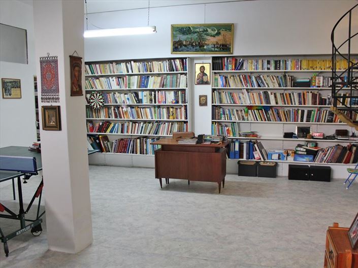 Image No.21-2 Bed Property for sale