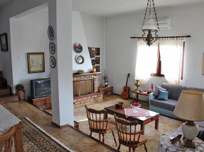 Image No.3-2 Bed Property for sale