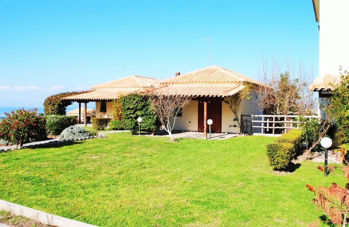 Image No.7-2 Bed Maisonette for sale