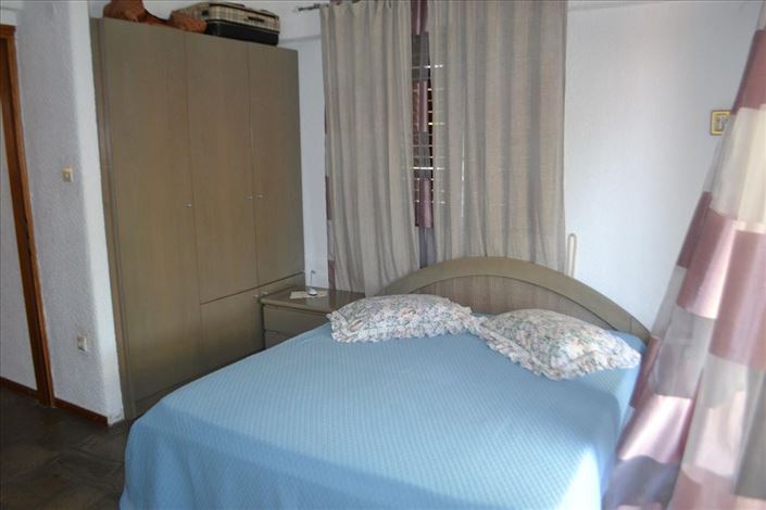 Image No.14-4 Bed Maisonette for sale