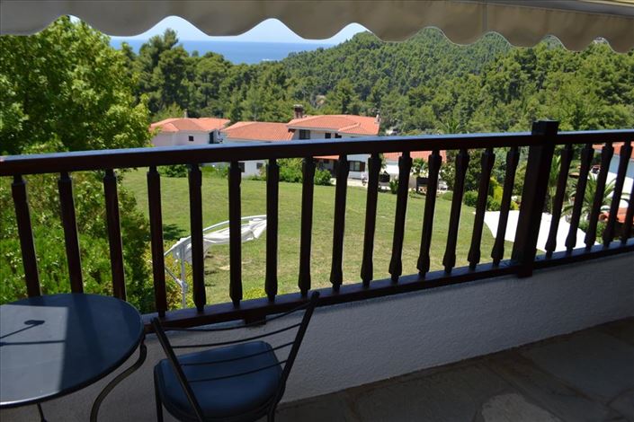 Image No.19-4 Bed Maisonette for sale