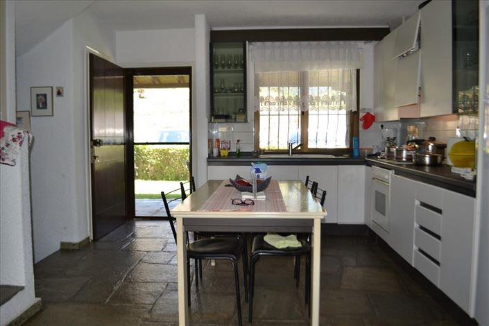 Image No.3-4 Bed Maisonette for sale