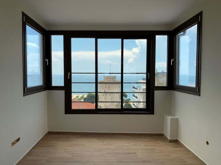 Image No.1-3 Bed Flat for sale