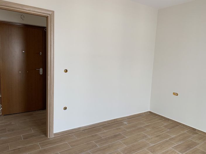 Image No.16-3 Bed Flat for sale