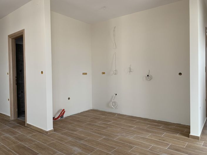 Image No.7-3 Bed Flat for sale