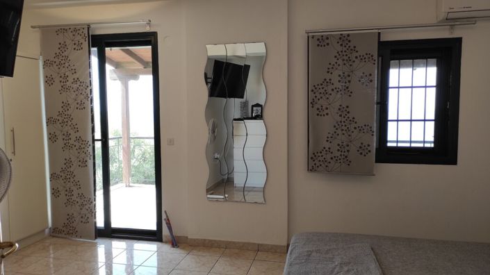 Image No.13-2 Bed Maisonette for sale