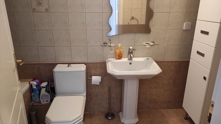 Image No.20-2 Bed Maisonette for sale