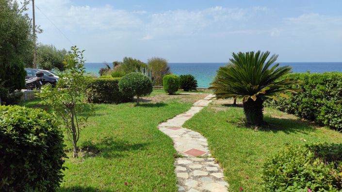 Image No.27-2 Bed Maisonette for sale