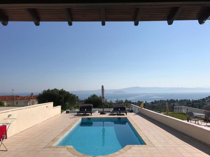 Image No.2-4 Bed Maisonette for sale