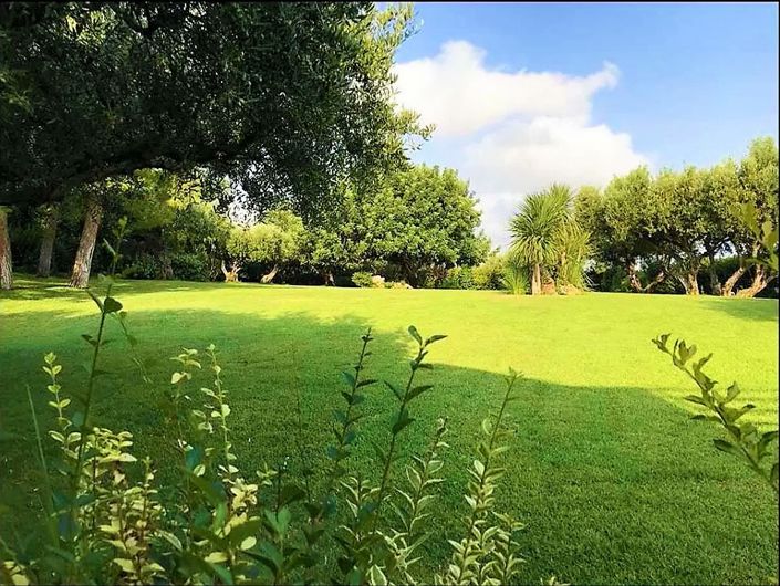 Image No.11-Villa for sale