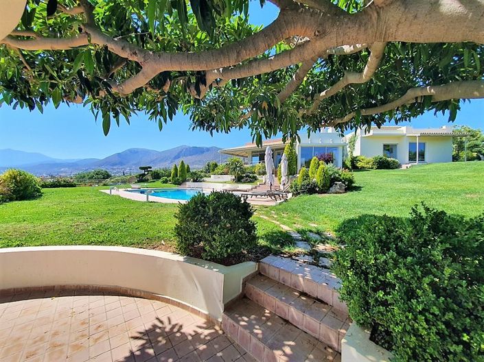 Image No.3-Villa for sale