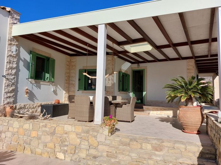 Image No.20-Villa for sale