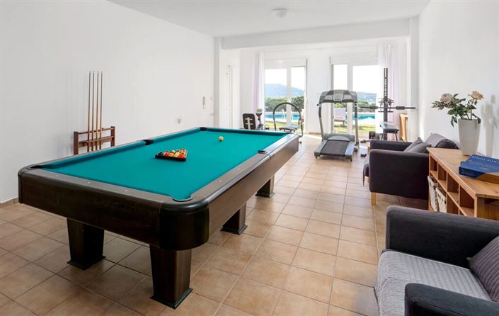 Image No.12-6 Bed Villa for sale