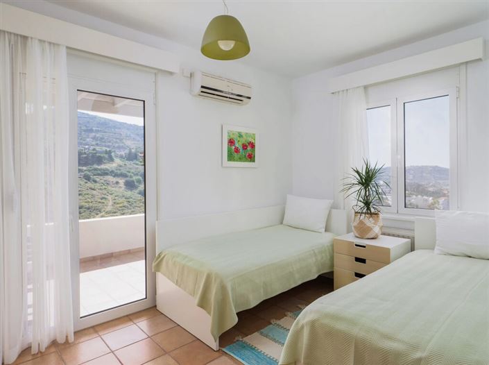 Image No.24-6 Bed Villa for sale