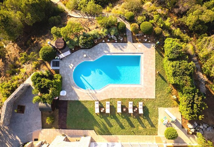 Image No.4-6 Bed Villa for sale