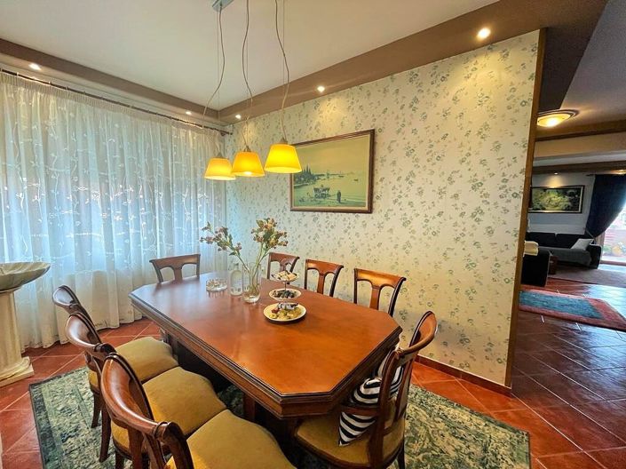 Image No.16-3 Bed Property for sale