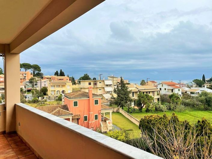 Image No.2-3 Bed Property for sale