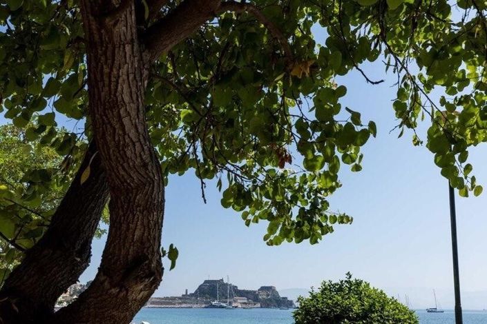 Image No.10-2 Bed Flat for sale