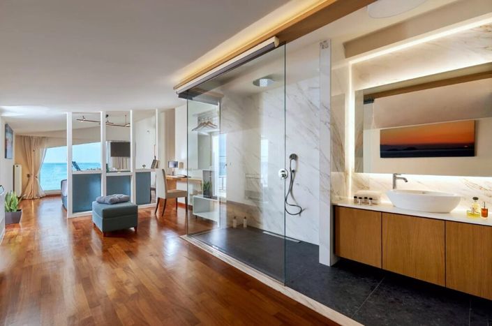 Image No.8-Villa for sale