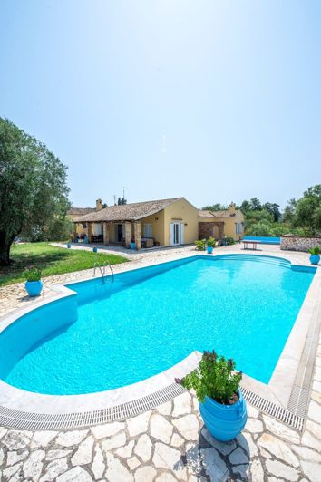 Image No.22-5 Bed Villa for sale