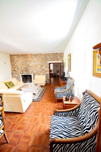 Image No.30-5 Bed Villa for sale