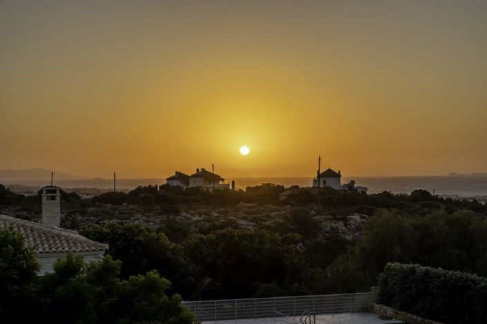 Image No.18-2 Bed Villa for sale