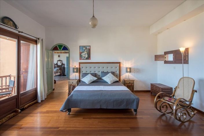 Image No.14-Villa for sale