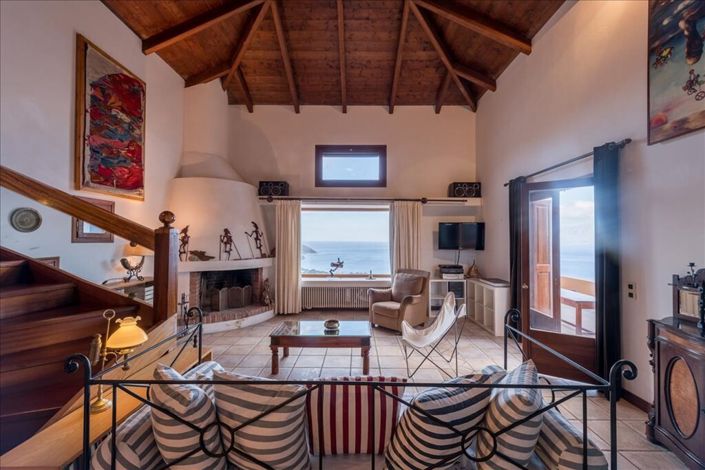 Image No.8-Villa for sale