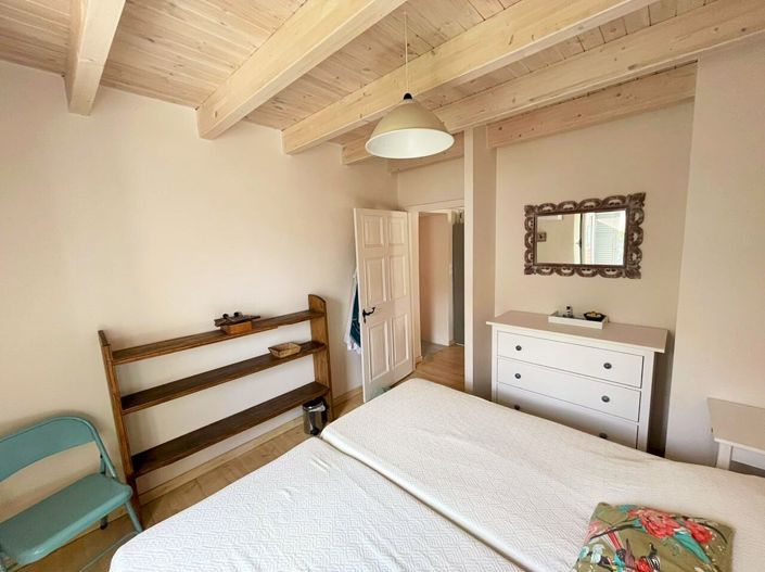 Image No.14-3 Bed Maisonette for sale