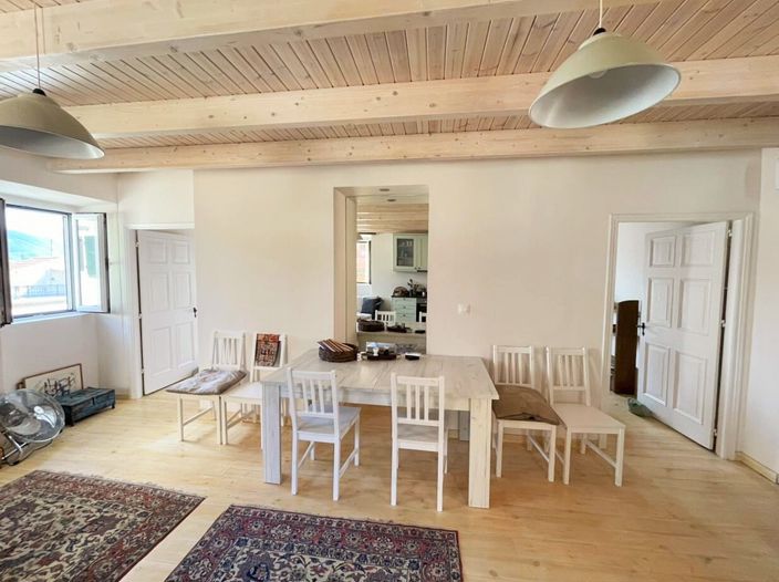 Image No.17-3 Bed Maisonette for sale