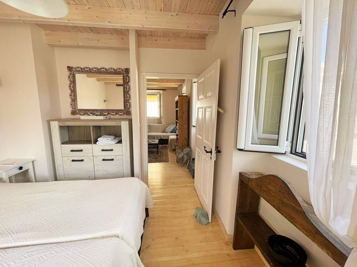 Image No.20-3 Bed Maisonette for sale