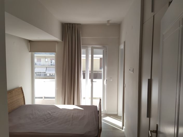 Image No.8-4 Bed Flat for sale