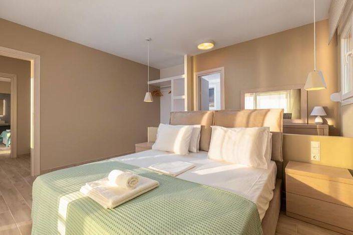 Image No.14-3 Bed Villa for sale