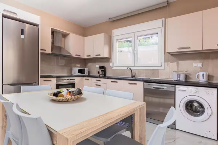 Image No.7-3 Bed Villa for sale