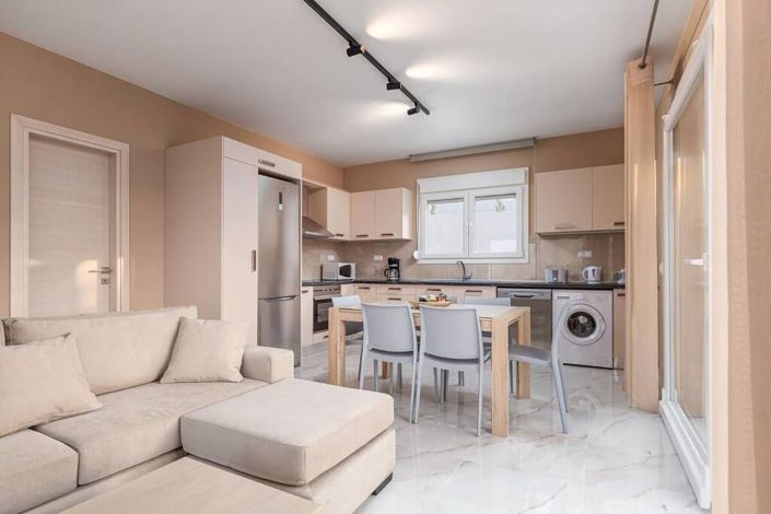 Image No.9-3 Bed Villa for sale