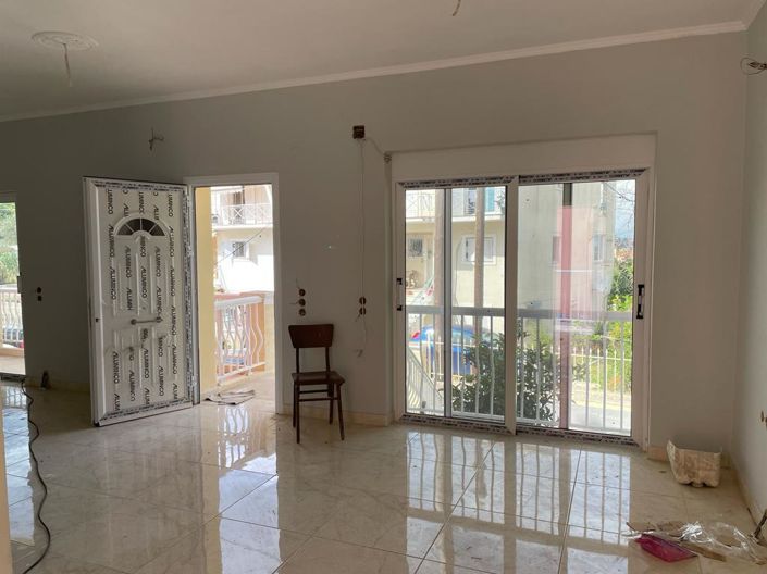 Image No.11-6 Bed Maisonette for sale