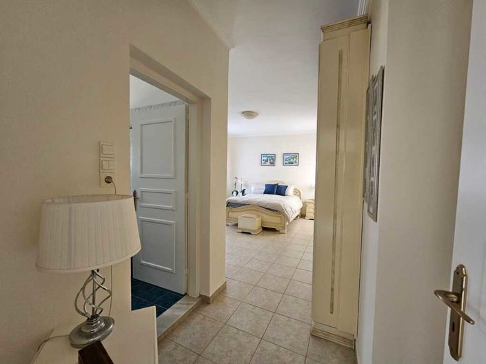 Image No.12-4 Bed Villa for sale