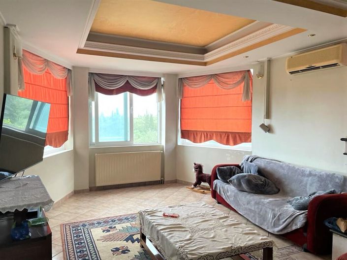 Image No.16-4 Bed Property for sale