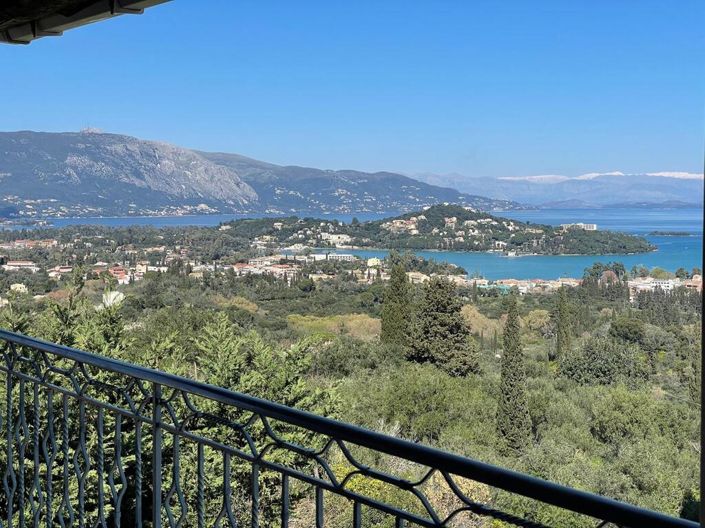 Image No.24-3 Bed Villa for sale